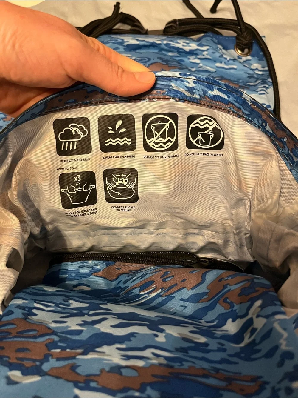 GeckoBrands Blue Camo Waterproof Drawstring Backpack 10L